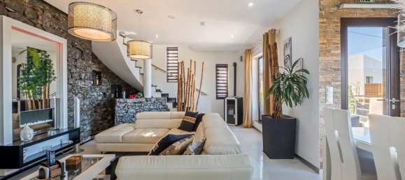 3 bedrooms House in Calheta, Portugal No. 146086 21