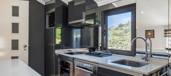 3 bedrooms House in Calheta, Portugal No. 146086 8