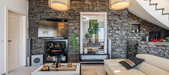 3 bedrooms House in Calheta, Portugal No. 146086 2