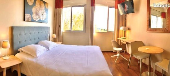 Studio in Rambouillet, France No. 325585 3