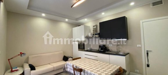 4 bedrooms Apartment in Turin, Italy No. 198140 10