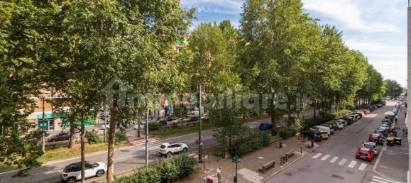 4 bedrooms Apartment in Turin, Italy No. 198140 24