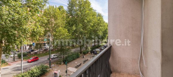 4 bedrooms Apartment in Turin, Italy No. 198140 26