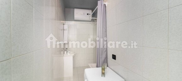 4 bedrooms Apartment in Turin, Italy No. 198140 36