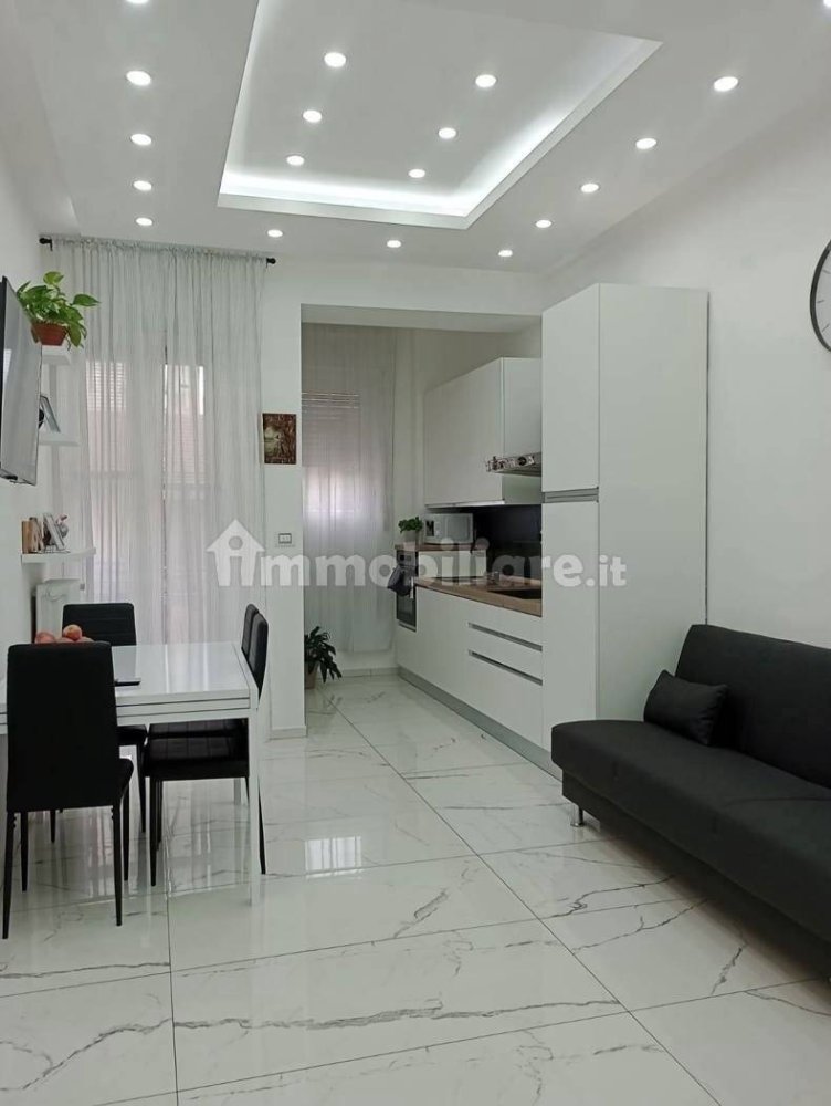 2 bedrooms Apartment in Turin, Italy No. 57940