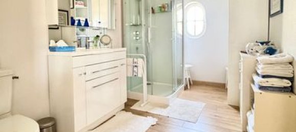 5 bedrooms House in Seine-Maritime, France No. 310146 10