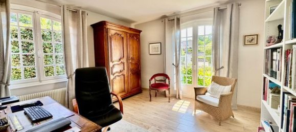 5 bedrooms House in Seine-Maritime, France No. 310146 16