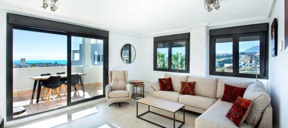 Ático de 2 dormitorios en Estepona, Spain No. 140083 4