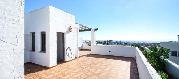 Ático de 2 dormitorios en Estepona, Spain No. 140083 27