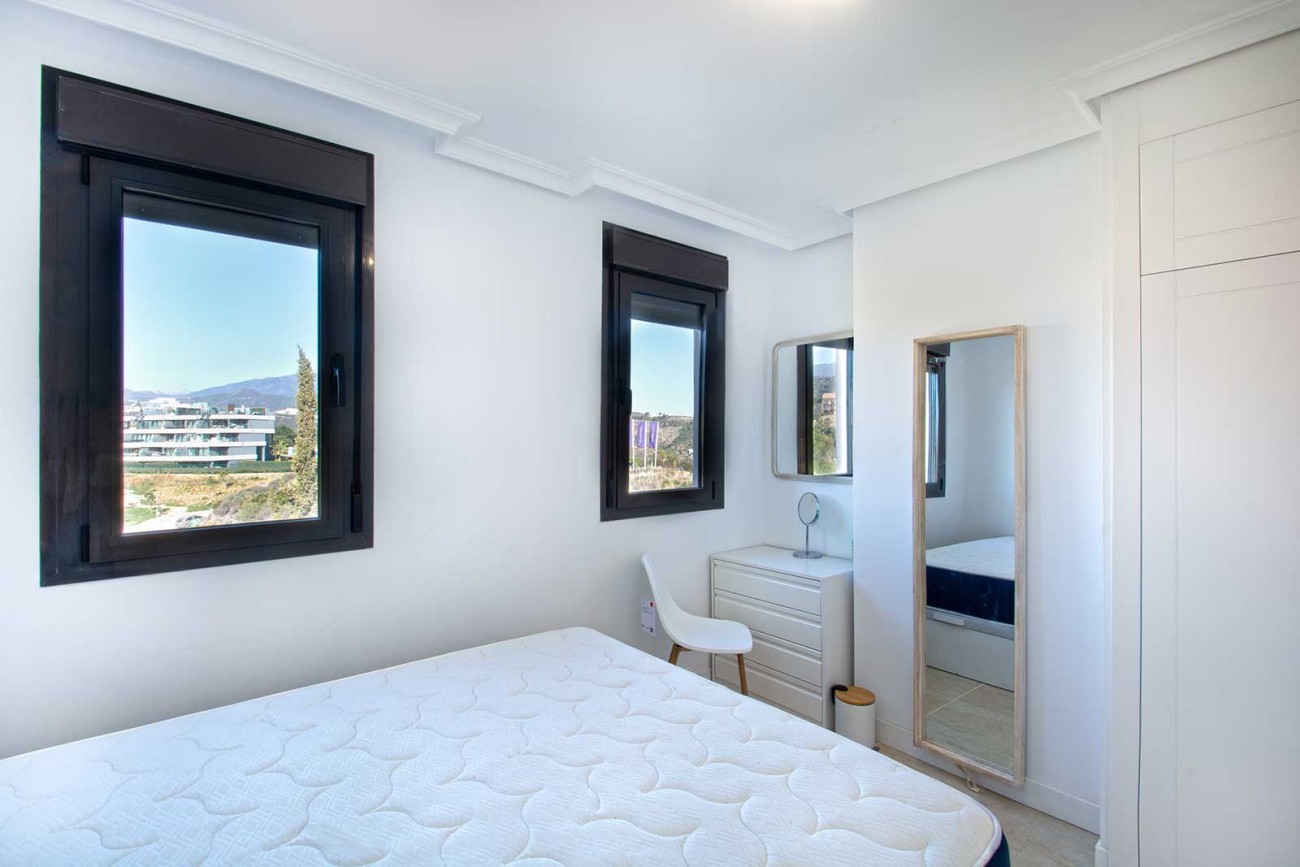 Ático de 2 dormitorios en Estepona, Spain No. 140083