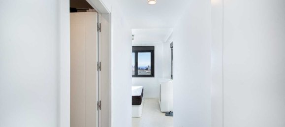 Ático de 2 dormitorios en Estepona, Spain No. 140083 15