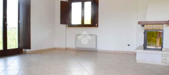 3 rooms Apartment in Tagliacozzo, Italy No. 292506 17