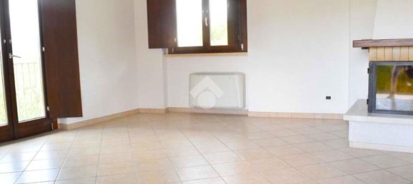 3 rooms Apartment in Tagliacozzo, Italy No. 292506 16