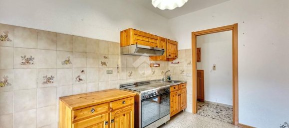 2 bedrooms Apartment in Aosta, Italy No. 319710 4