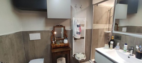 8 rooms House in Foiano della Chiana, Italy No. 225607 5