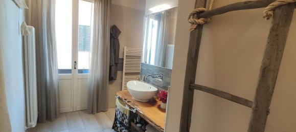 8 rooms House in Foiano della Chiana, Italy No. 225607 15