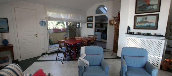 6-salle Penthouse à Santa Margherita Ligure, Italy No. 118093 14