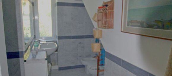 6-salle Penthouse à Santa Margherita Ligure, Italy No. 118093 13