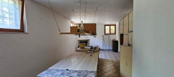 7 rooms Apartment in Rome, Italy No. 222787 15