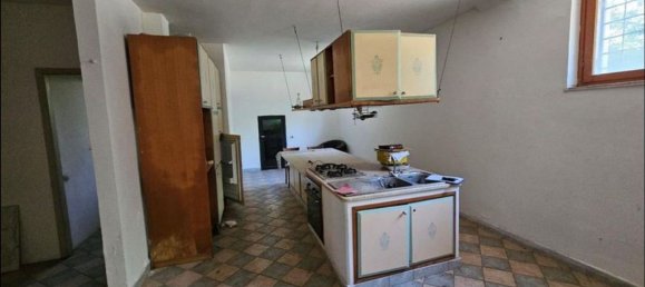 7 rooms Apartment in Rome, Italy No. 222787 14