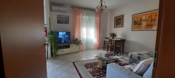 Apartamento de 3 dormitorios en Prato, Italy No. 335807 5