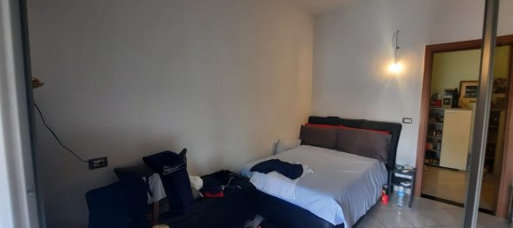 Apartamento de 3 dormitorios en Prato, Italy No. 335807 12