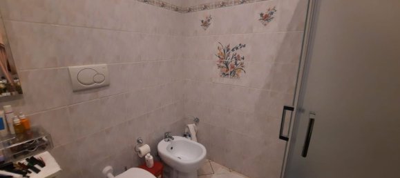 Apartamento de 3 dormitorios en Prato, Italy No. 335807 18