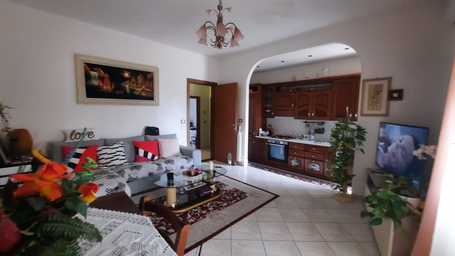 Apartamento de 3 dormitorios en Prato, Italy No. 335807