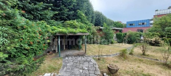 6 bedrooms Villa in Cologno Monzese, Italy No. 314082 13
