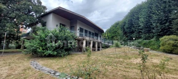 6 bedrooms Villa in Cologno Monzese, Italy No. 314082 6