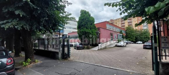 6 bedrooms Villa in Cologno Monzese, Italy No. 314082 4