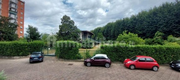 6 bedrooms Villa in Cologno Monzese, Italy No. 314082 3