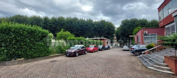 6 bedrooms Villa in Cologno Monzese, Italy No. 314082 7