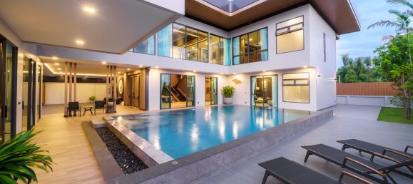 6 chambres villa à vendre à Pattaya, Chonburi, Eastern Thailand, Thailand № 62763 12