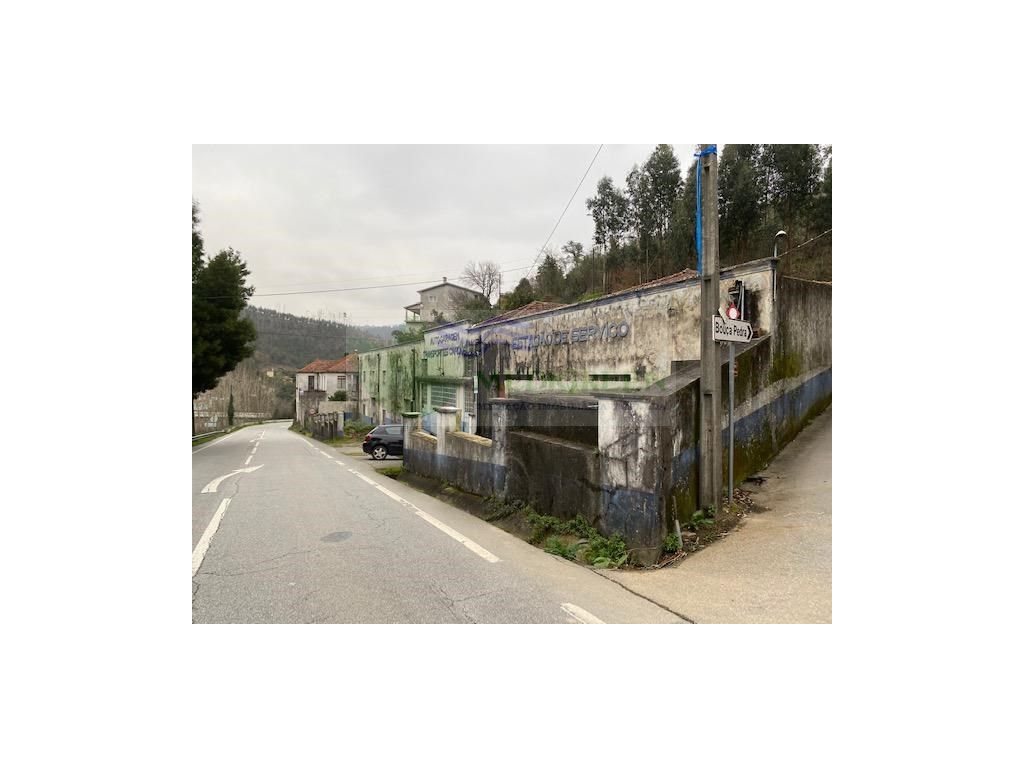 Entrepôt à Sever do Vouga, Portugal 350m² No. 258018