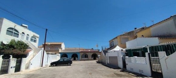 Casa de 2 dormitorios en Los Alcázares, Spain No. 162929 2