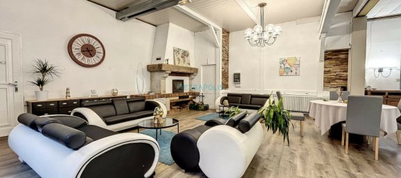 1500m² Commercial property in Bourbonne-les-Bains, France No. 83114 2