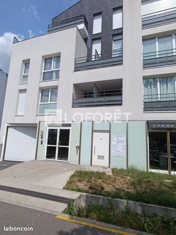 2 bedrooms Apartment in Livry-Gargan, France No. 314980