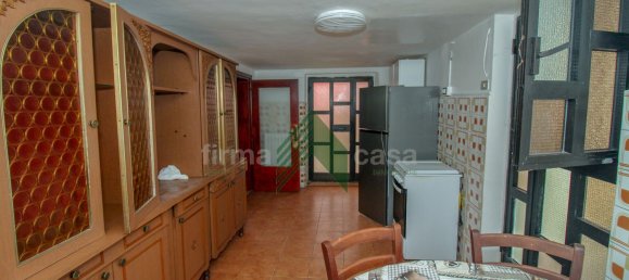4 rooms Villa in Teramo, Italy No. 175232 8
