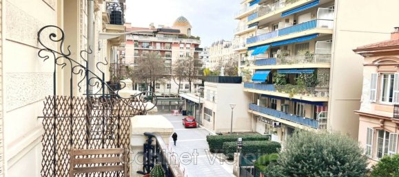 2 Schlafzimmer Wohnung in Nice, France, Nr. 345939 12