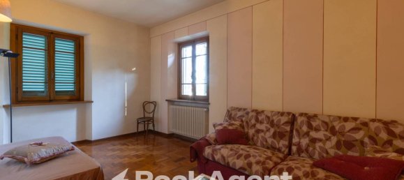 6 Schlafzimmer Villa in Massa e Cozzile, Italy, Nr. 292054 16
