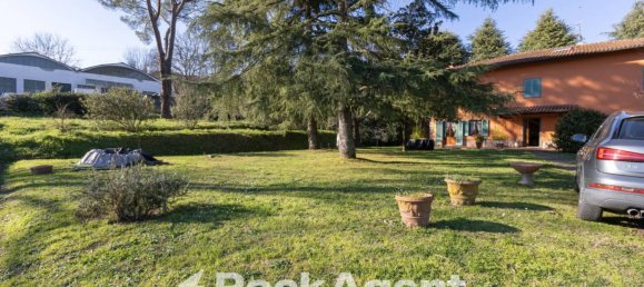 6 Schlafzimmer Villa in Massa e Cozzile, Italy, Nr. 292054 3