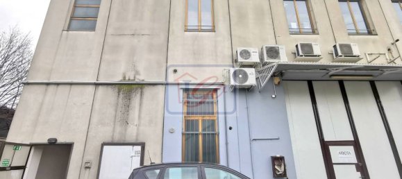 Almacén en Trezzo sull'Adda, Italy 100 m² No. 69538 21