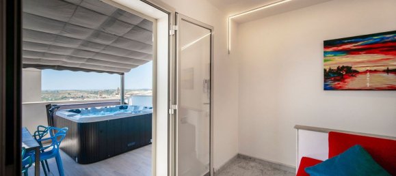 Дом с 3 спальнями в Ното, Италия № 348478 24