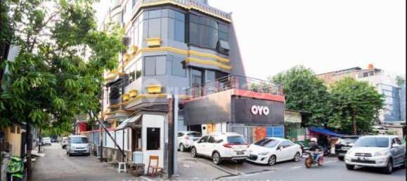 600m² Shop in Jakarta, Indonesia No. 1435 20