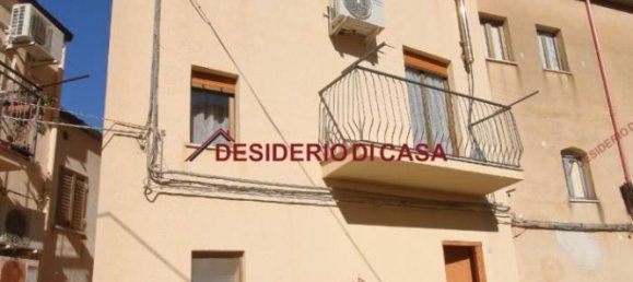 2 Schlafzimmer Haus in Cefalù, Italy, Nr. 81550 2