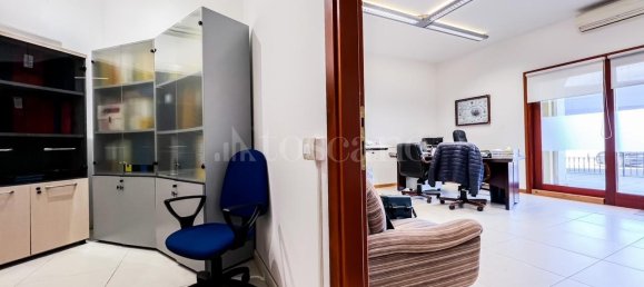 2-salle Bureau à Olbia, Italy No. 116720 9