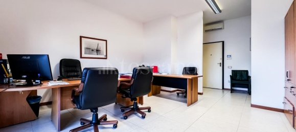 2-salle Bureau à Olbia, Italy No. 116720 2