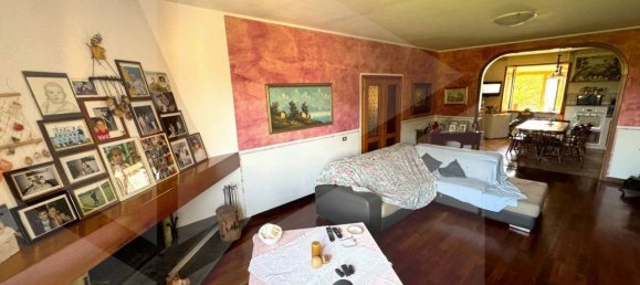 2 bedrooms Apartment in Pisa, Italy No. 27013 3