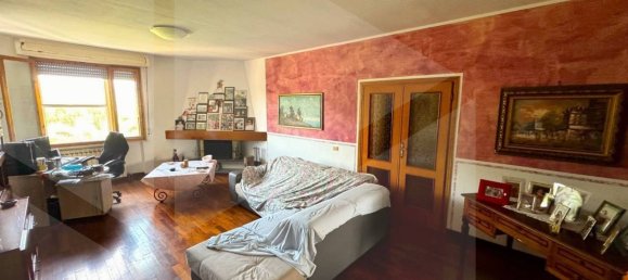 2 bedrooms Apartment in Pisa, Italy No. 27013 4